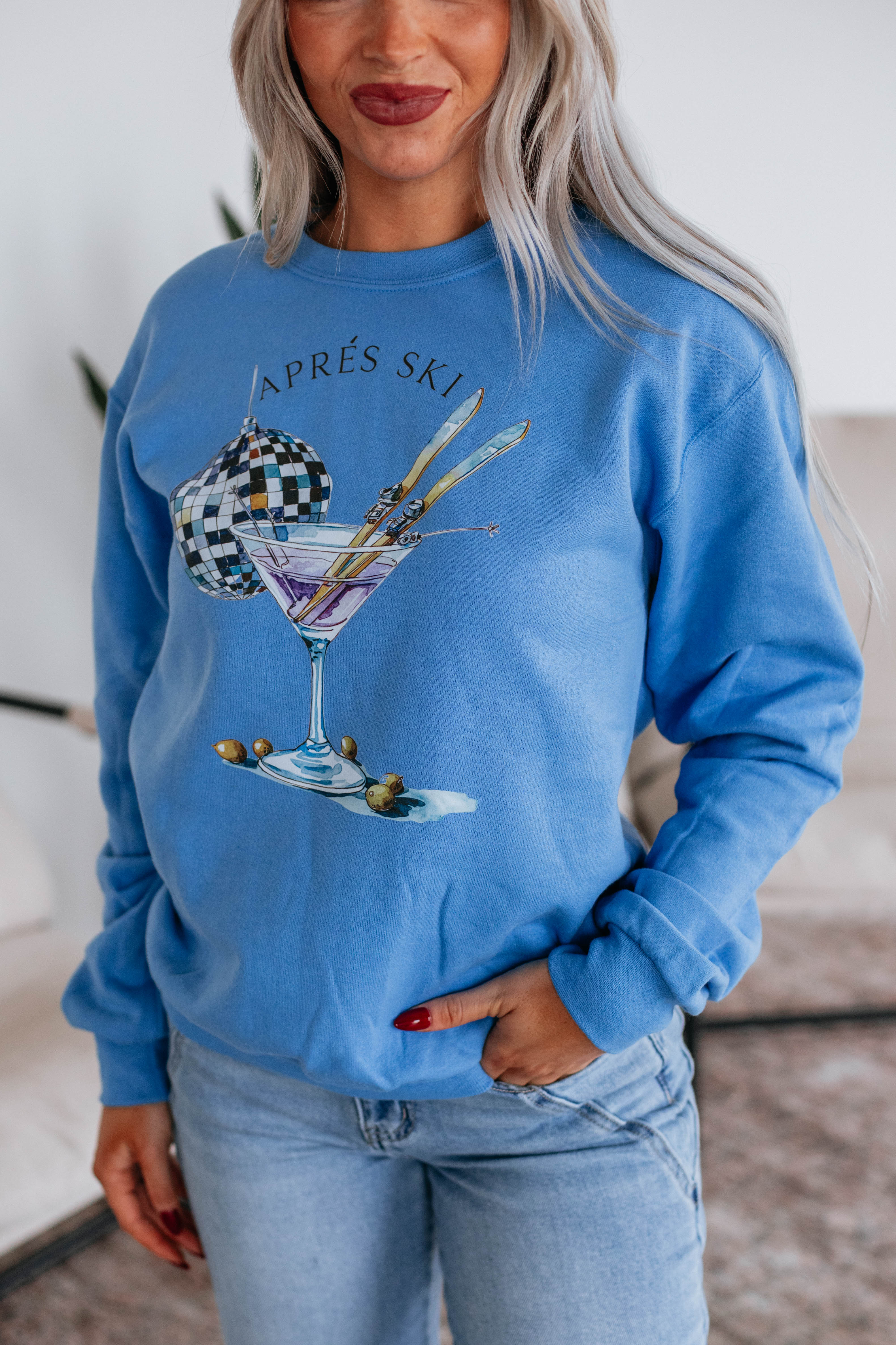 NEW! store RArE WILDFOX martini sweatshirt