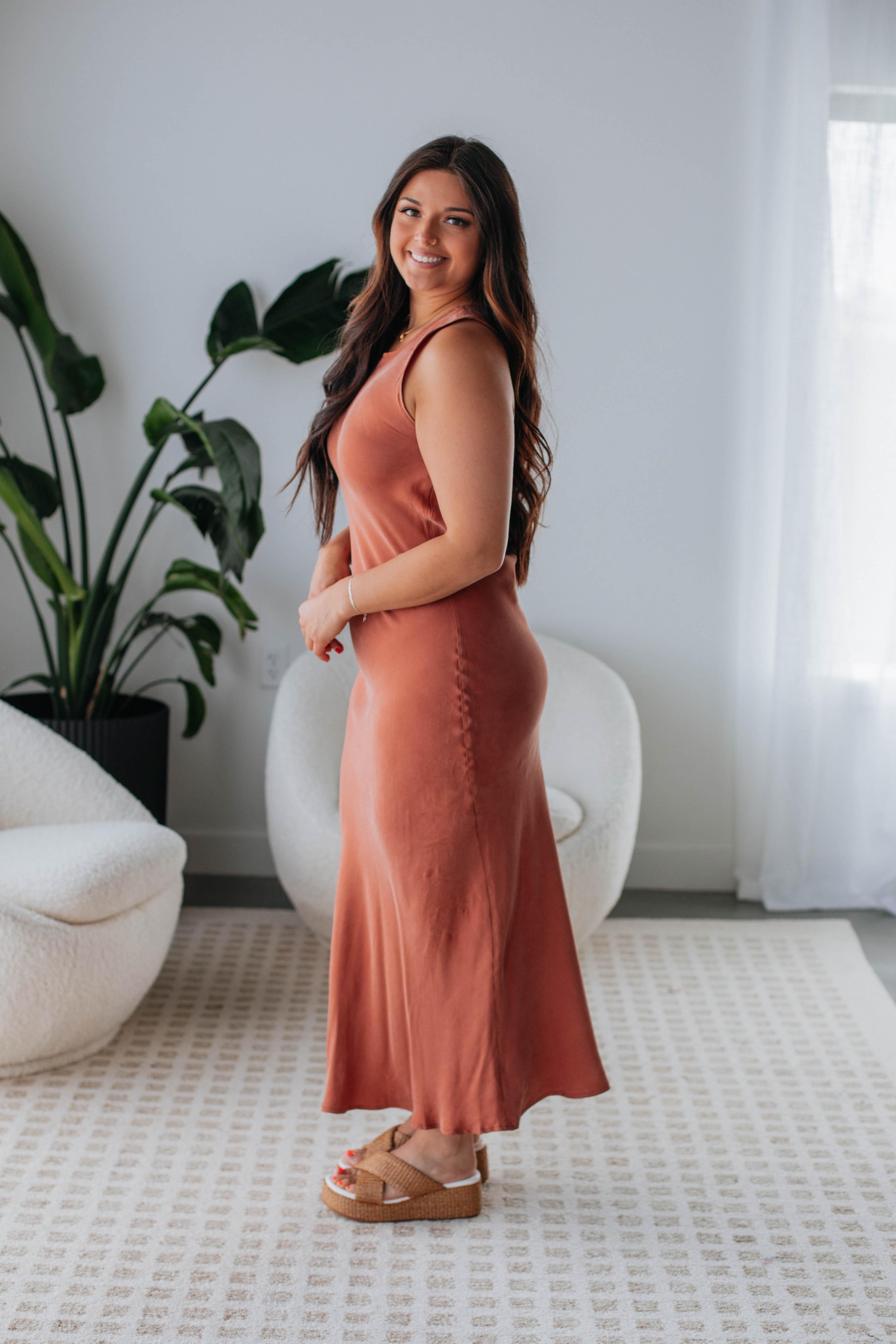 Bauer Maxi Dress - Rust – Wild Oak Boutique