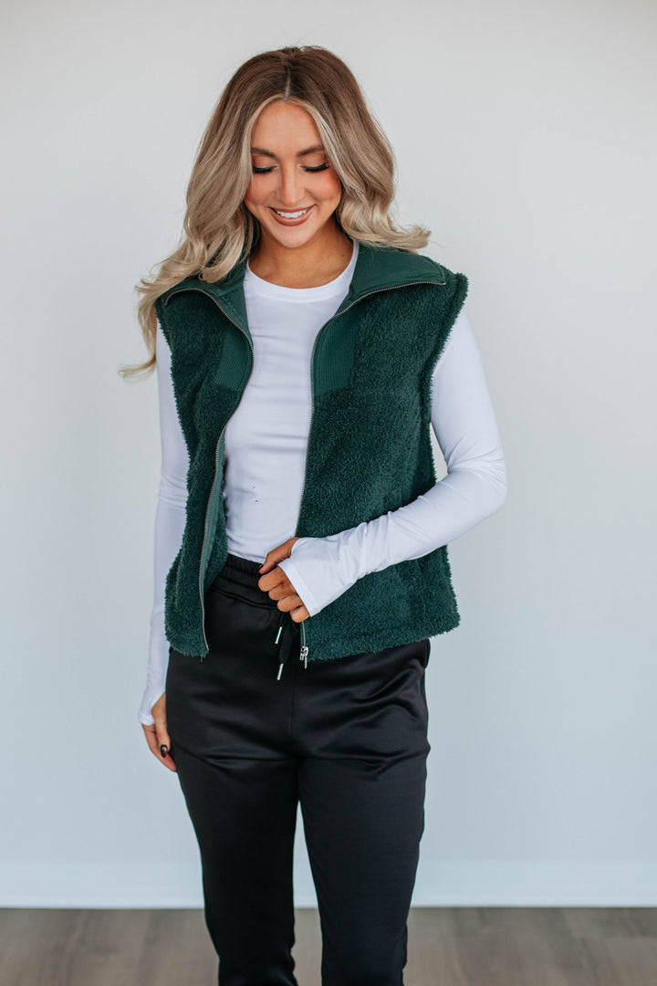 Cove Sherpa Vest - Jungle Green