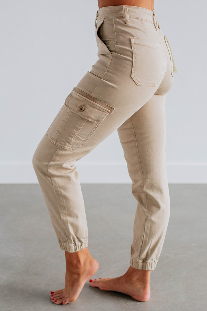 Jadia Risen Cargo Pants - Stone