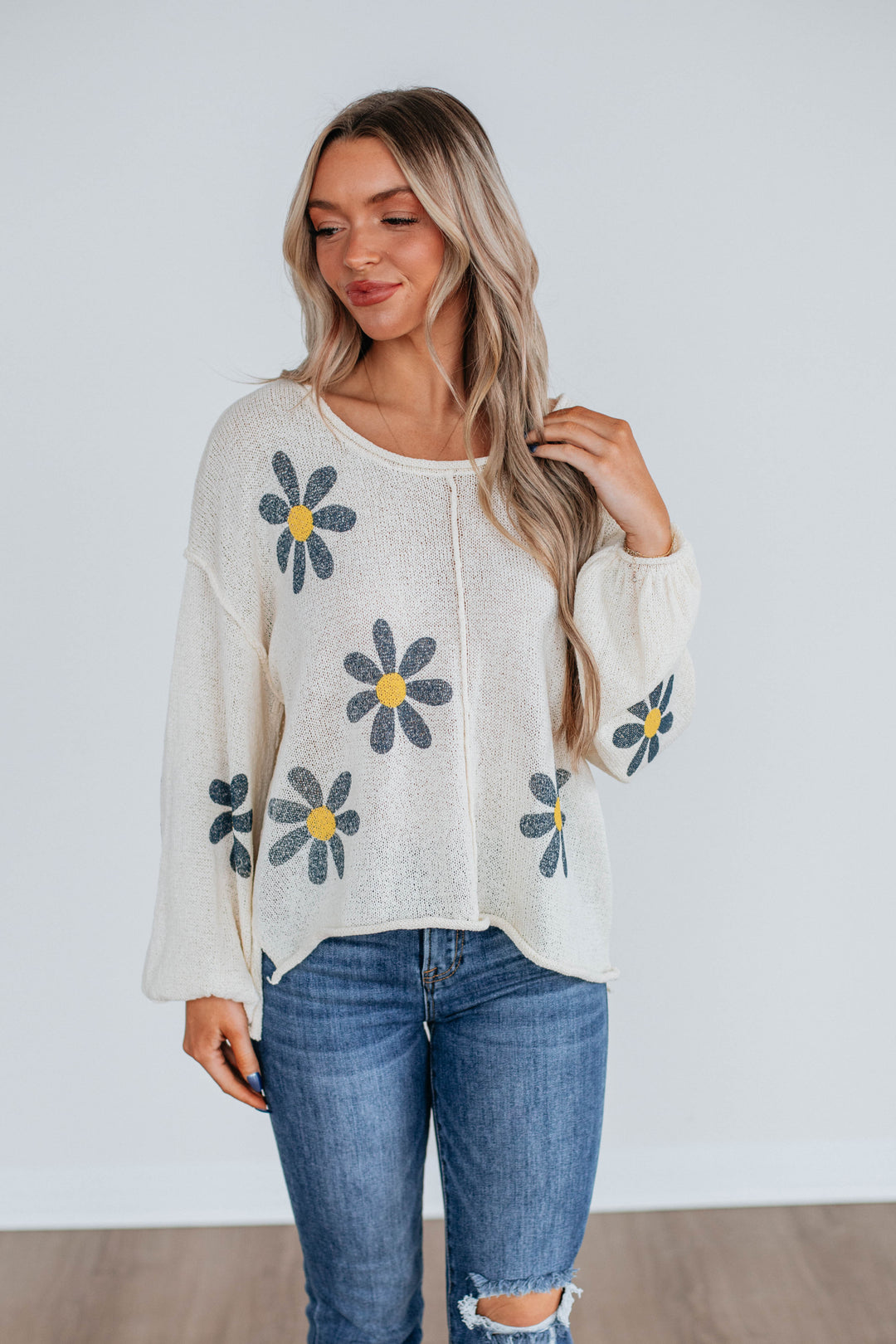 Kaelie Floral Sweater - Cream