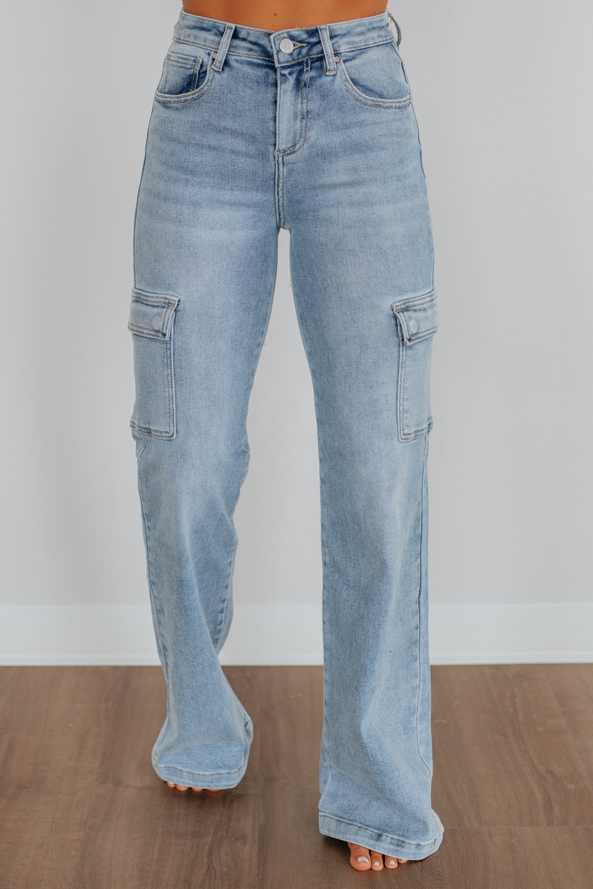 Leigh Risen Cargo Jeans - Light Wash