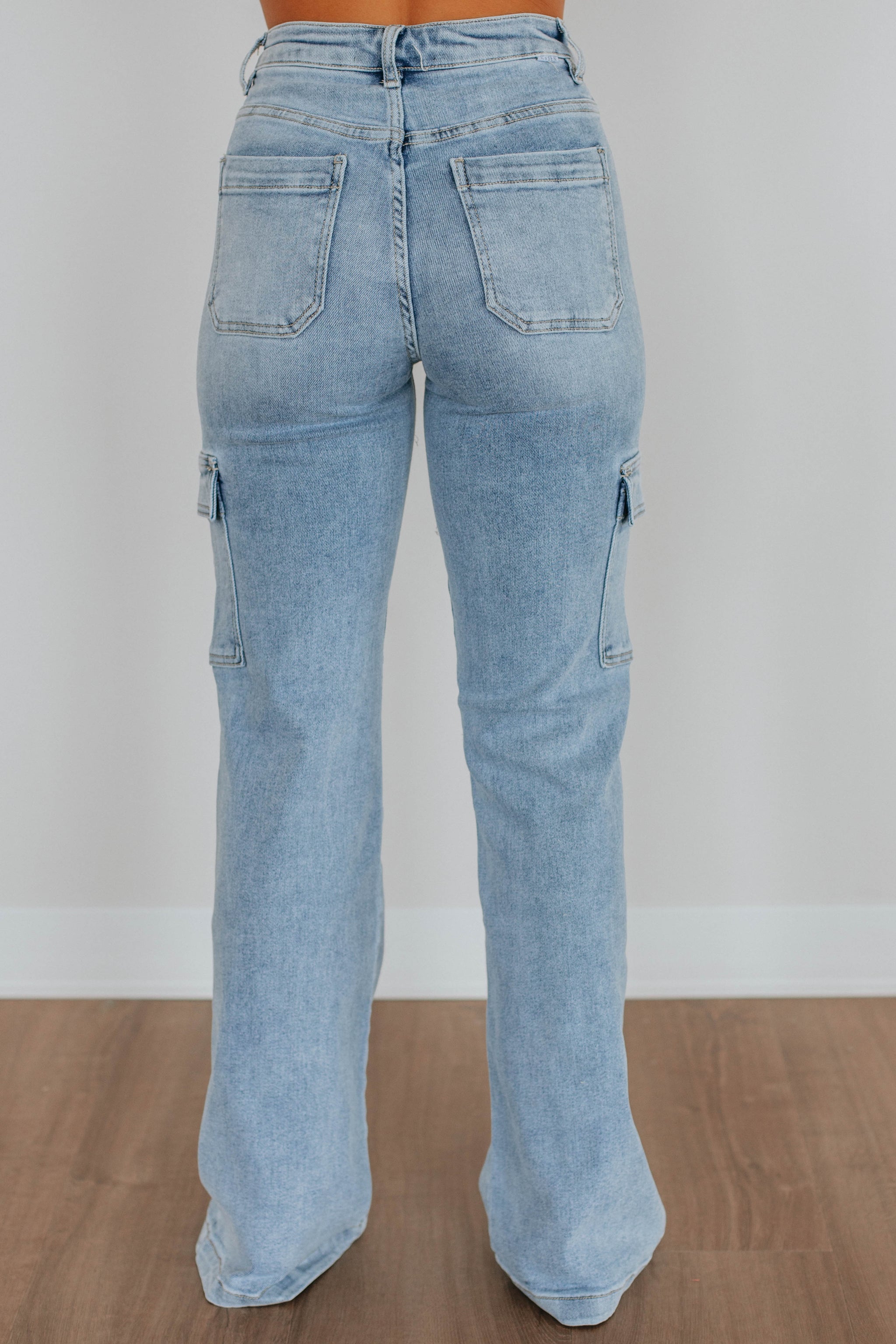 Leigh Risen Cargo Jeans - Light Wash