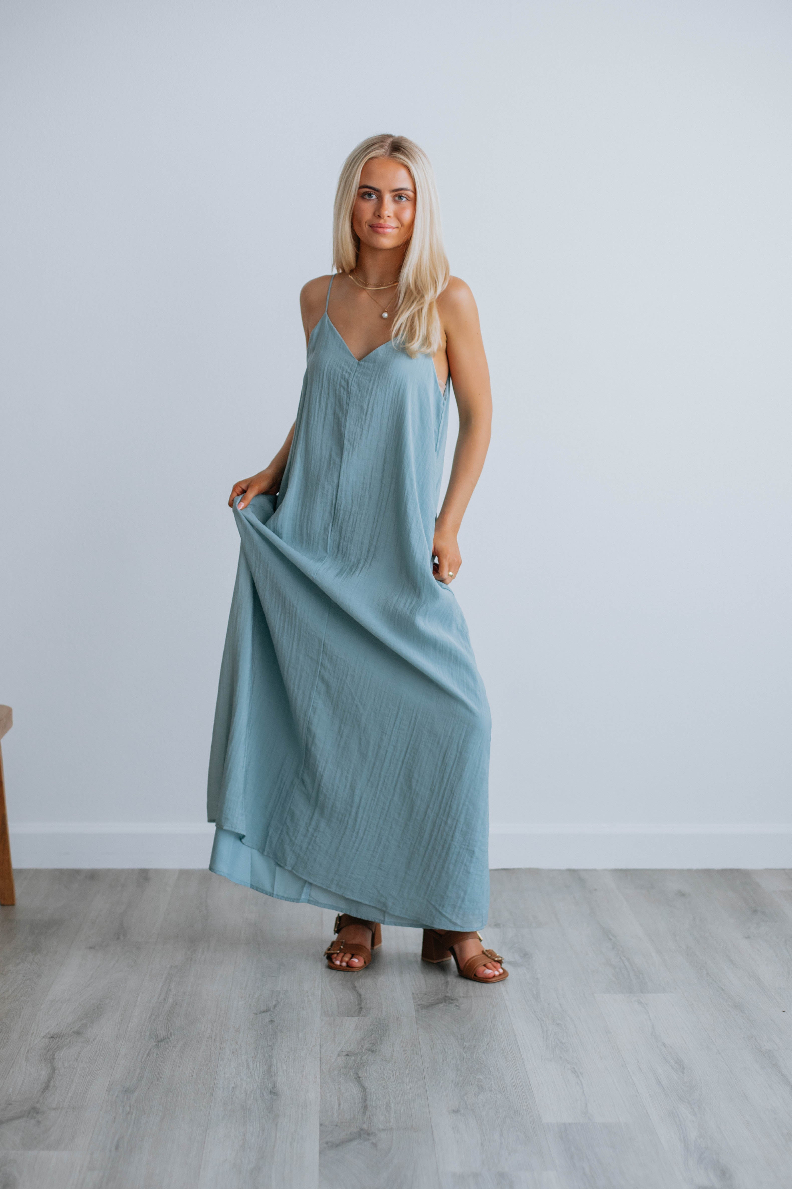 Lilliana Maxi Dress - Dusty Blue – Wild Oak Boutique