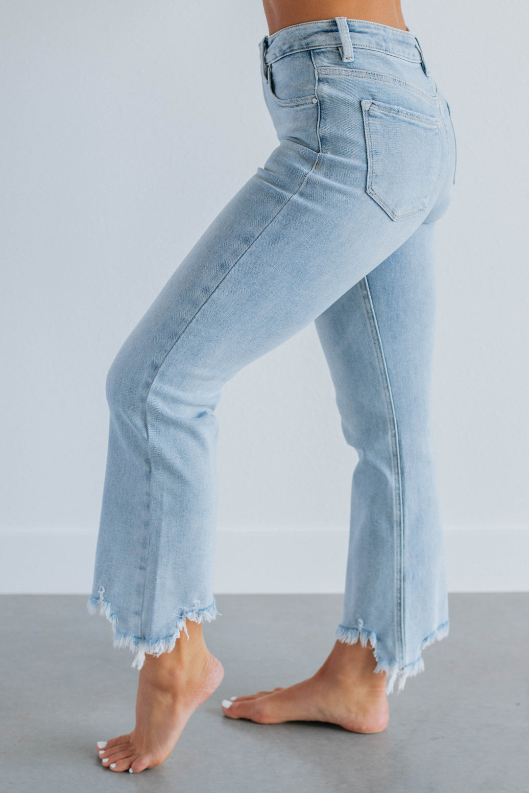 Neona Risen Jeans - Light Wash