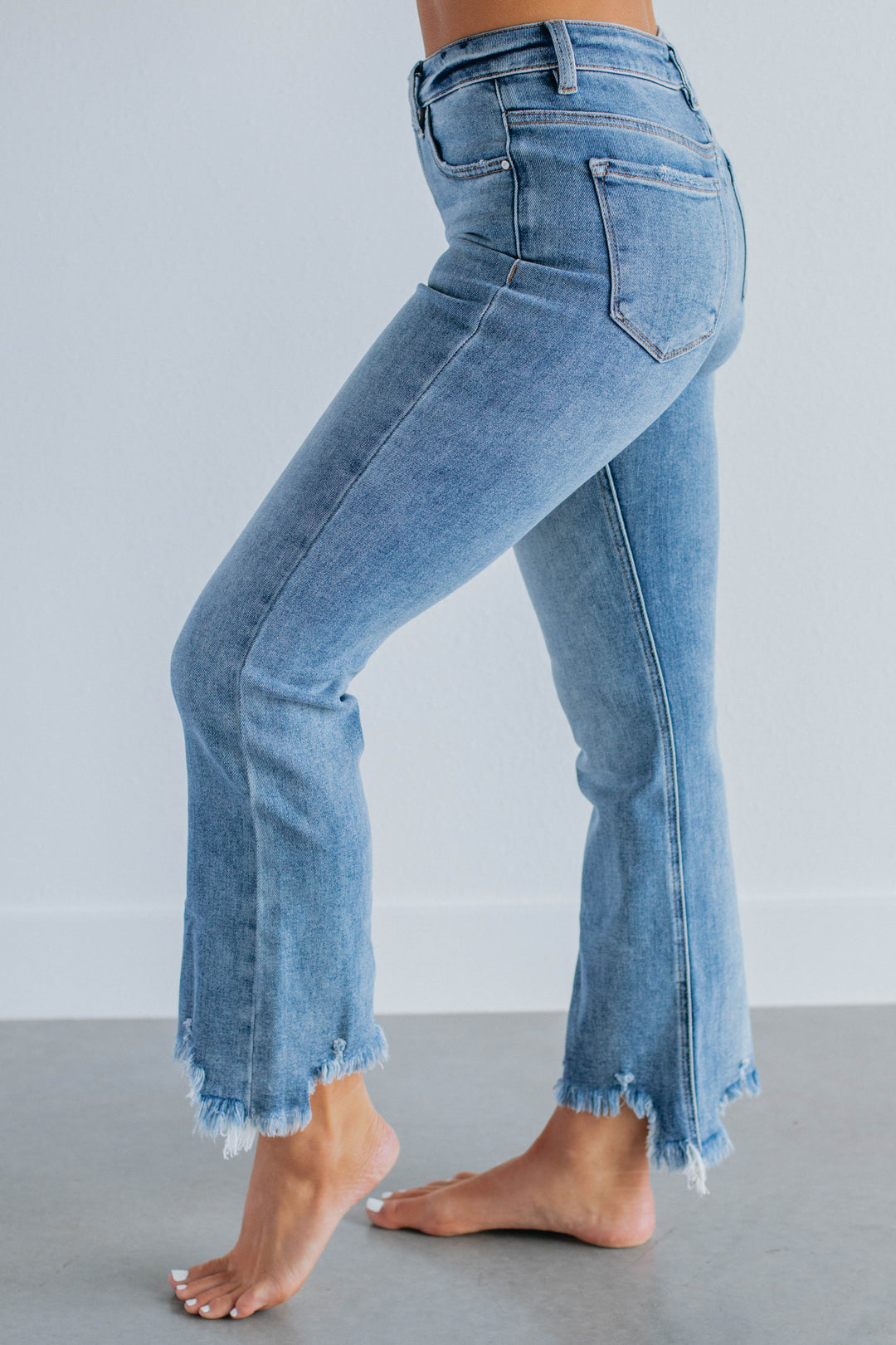 Neona Risen Jeans - Medium Wash