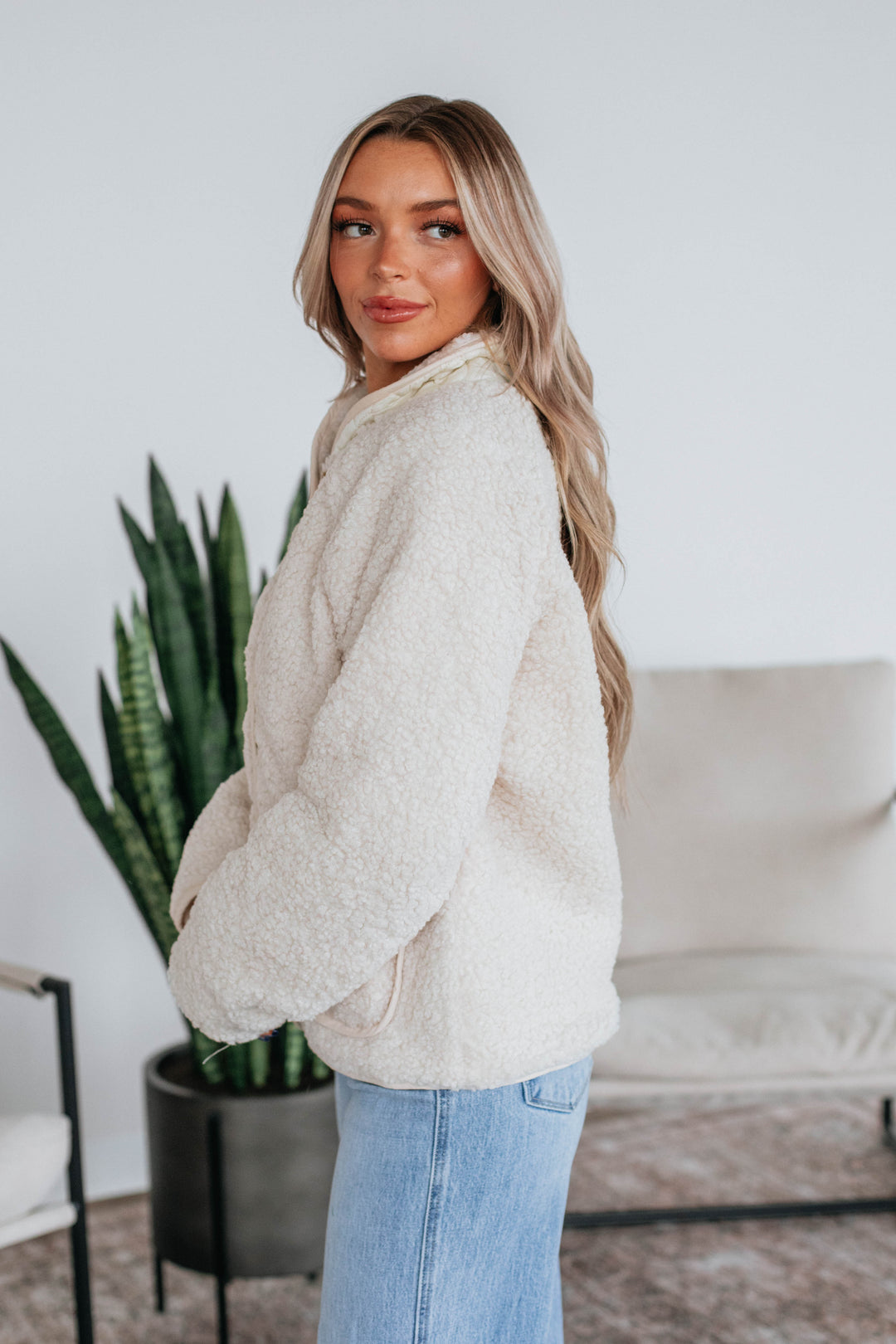 Perla Sherpa Jacket - Cream