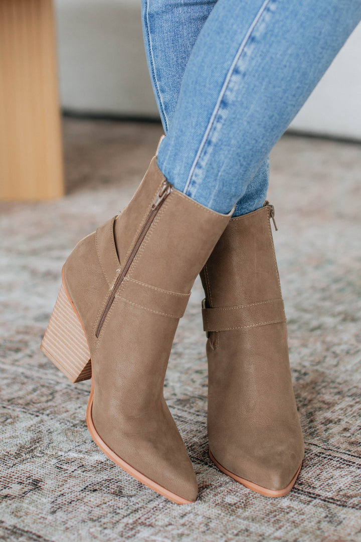 Reckless Attitude Boots - Dark Taupe