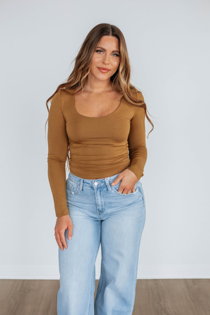 Shayla Basic Top - Camel