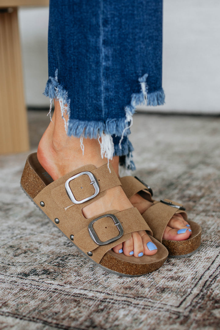 Simply Thriving Sandals - Taupe