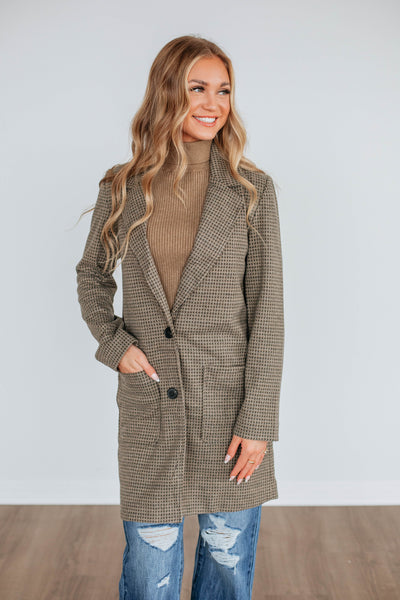 Staying Stylish Houndstooth Coat