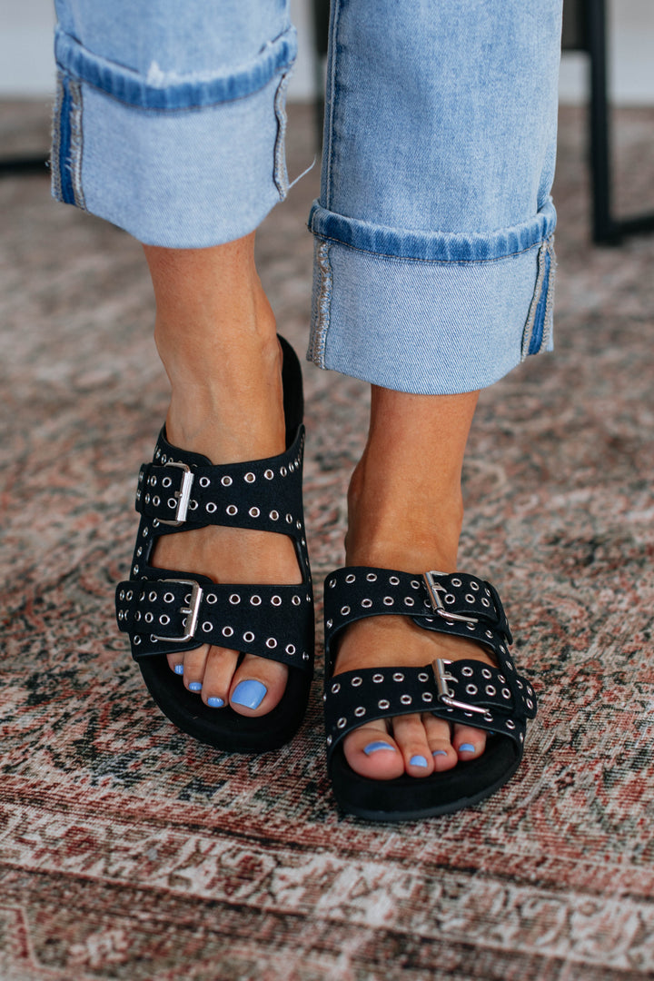 Strut Like You Mean It Sandals - Black