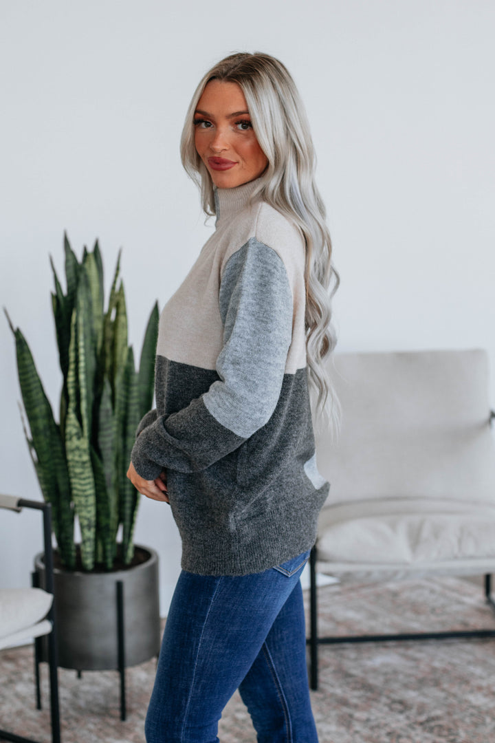 Vickie Colorblock Sweater - Heather Grey